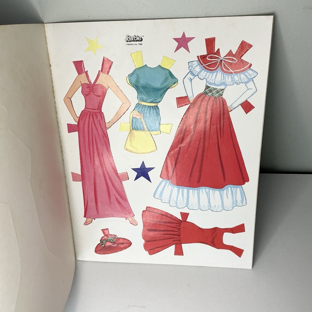 Vintage Barbie Fantasy Paper Doll Uncut 1983 Mattel Golden Book - Picture 4 of 7